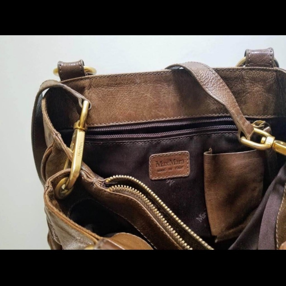 Max Mara hand/shoulder bag with crossbody option.